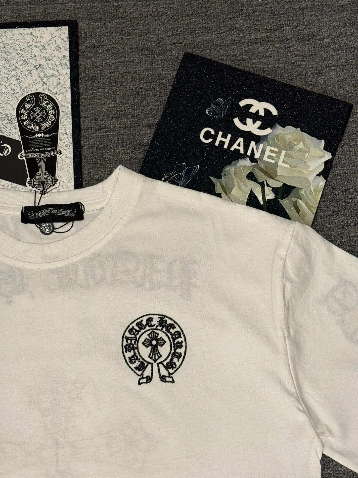 80 Chrome hearts• YB 、 、 ， 1*1 ，4 、 。 ， ， BROTHER ， , , ， 。 ， ±0.02mm，Quality 。 ， ； 。 。 ，Classic oversize ， 。 :Black White Sizes: S M L XL